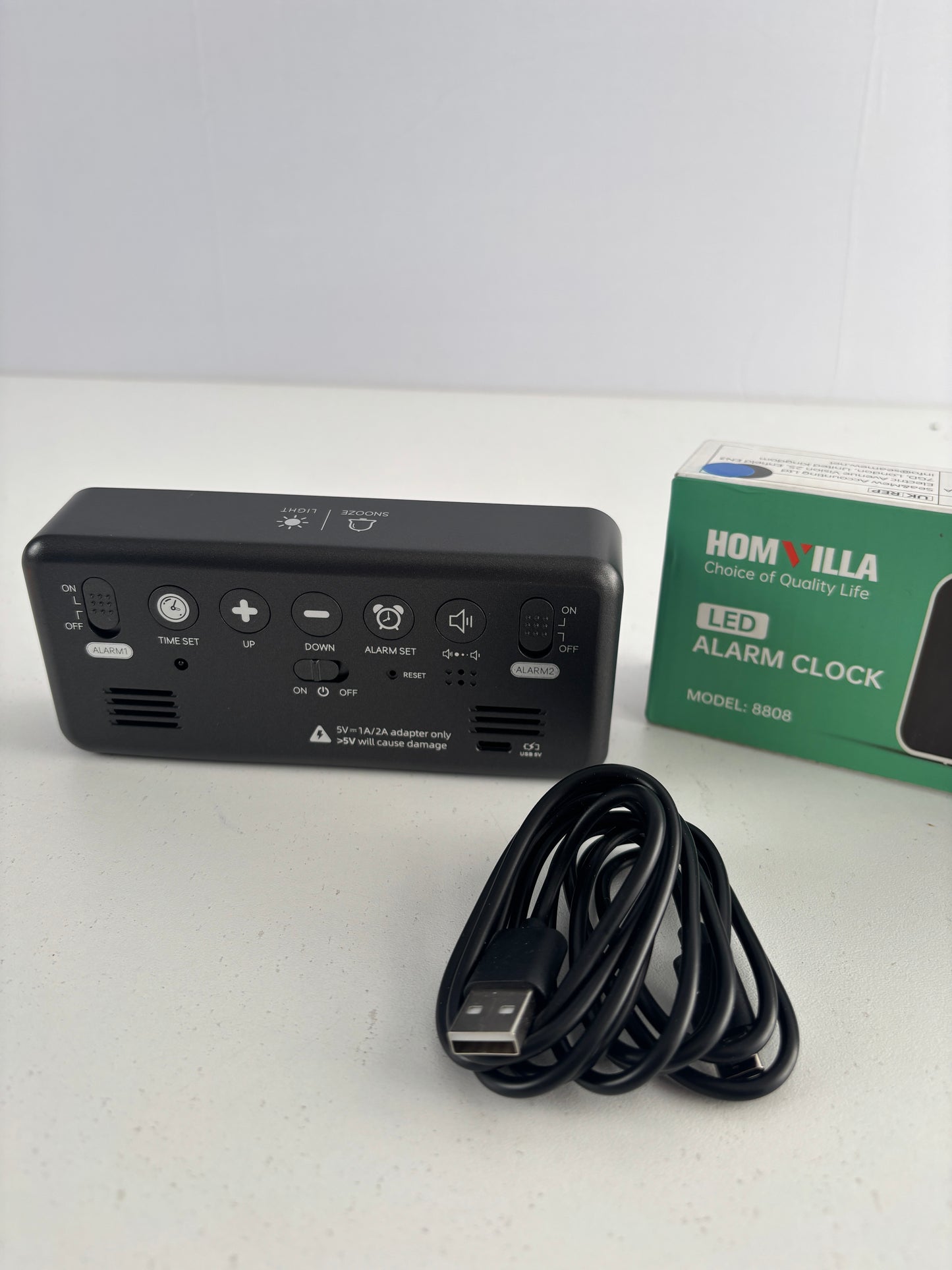 Elegancki Budzik LED Homvilla 8808 – Styl i Funkcjonalność w Jednym