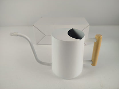 Elegancka Metalowa Konewka Domowa – Styl Skandynawski / Loft
