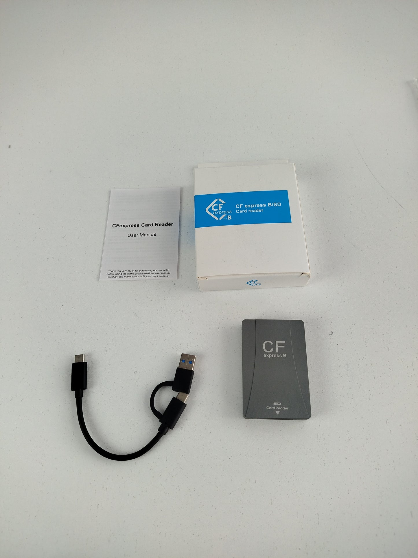 Czytnik kart CFexpress Typu B & SD – Profesjonalny Transfer Danych