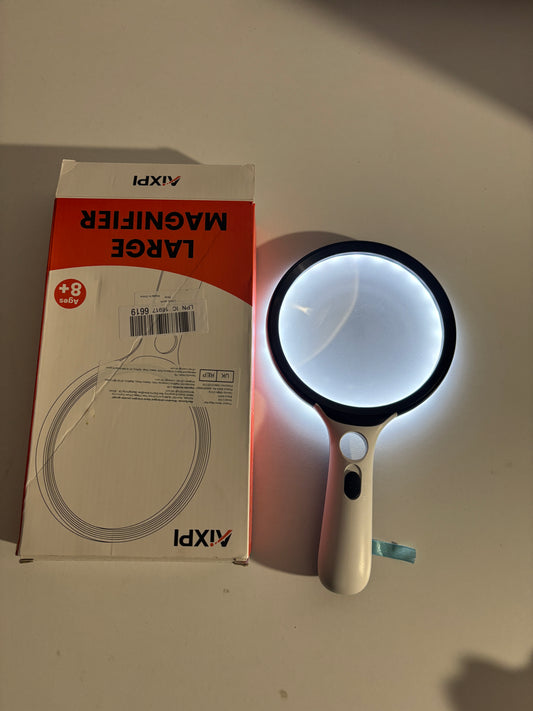 🔎 Odkryj Świat w Powiększeniu! Profesjonalna Lupa Ręczna z Podświetleniem LED i UV 🔍