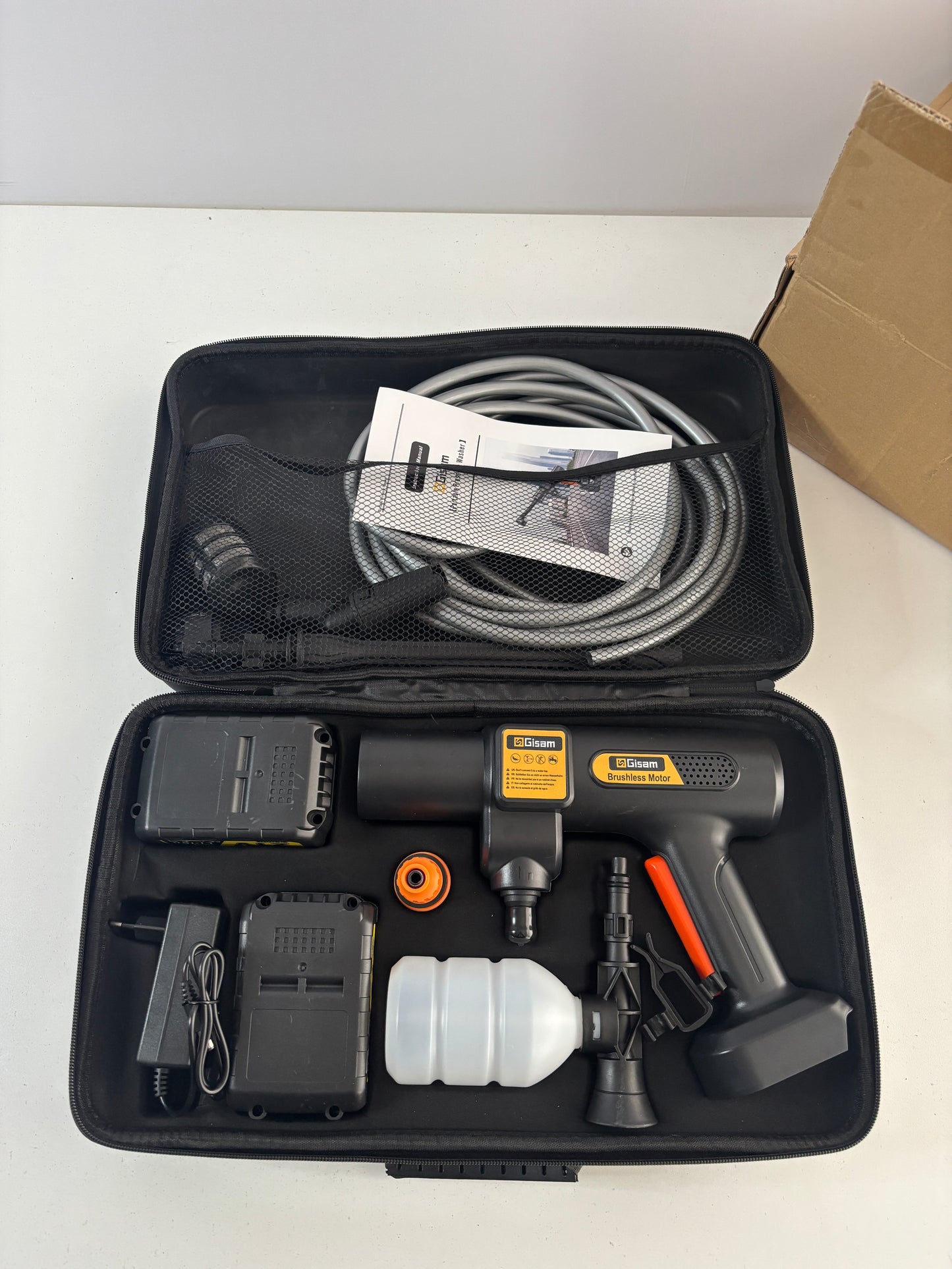 Bezprzewodowa Myjka Ciśnieniowa Gisam – Silnik Bezszczotkowy (Brushless) + Komplet Akcesoriów w Walizce