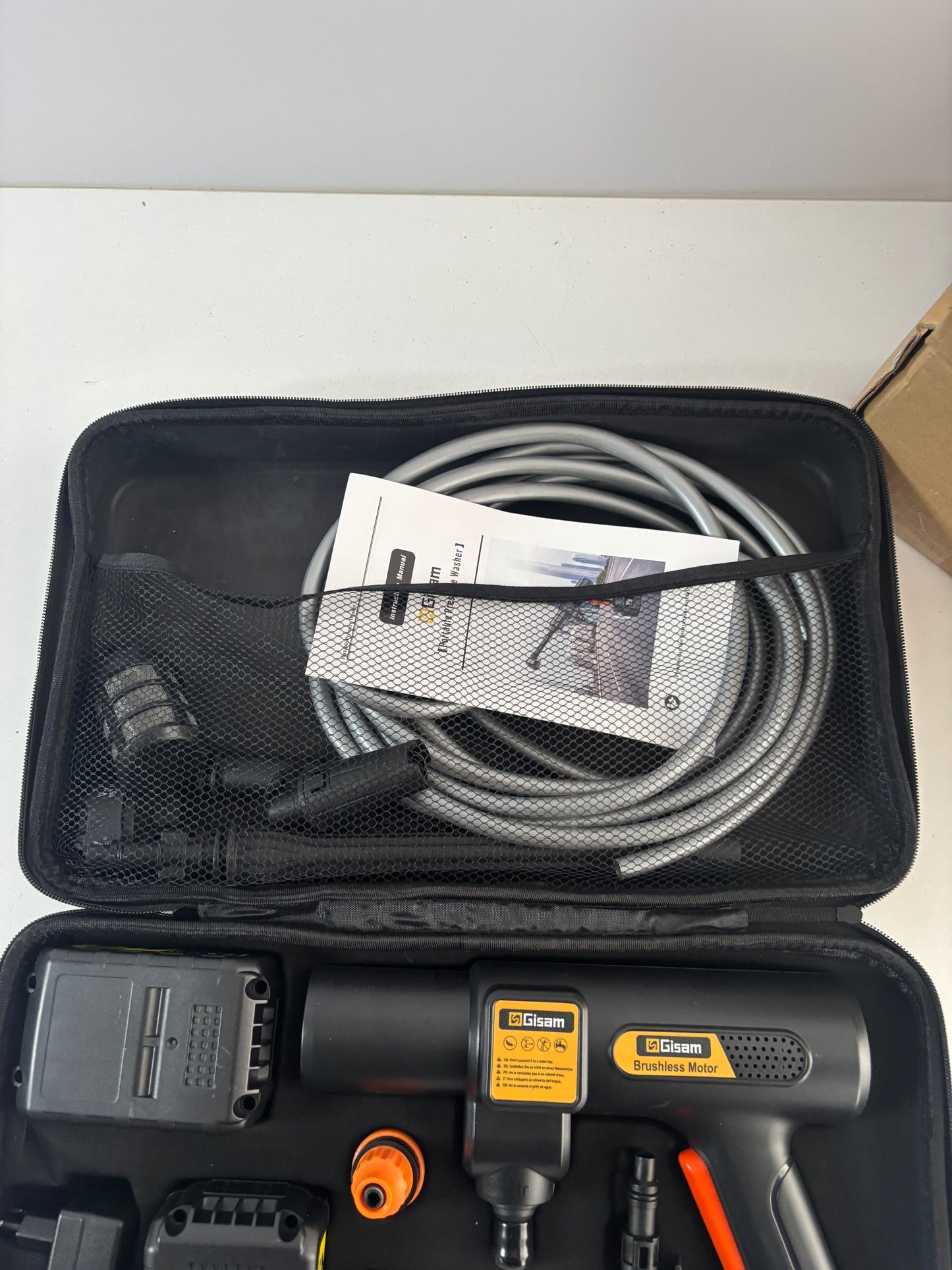 Bezprzewodowa Myjka Ciśnieniowa Gisam – Silnik Bezszczotkowy (Brushless) + Komplet Akcesoriów w Walizce